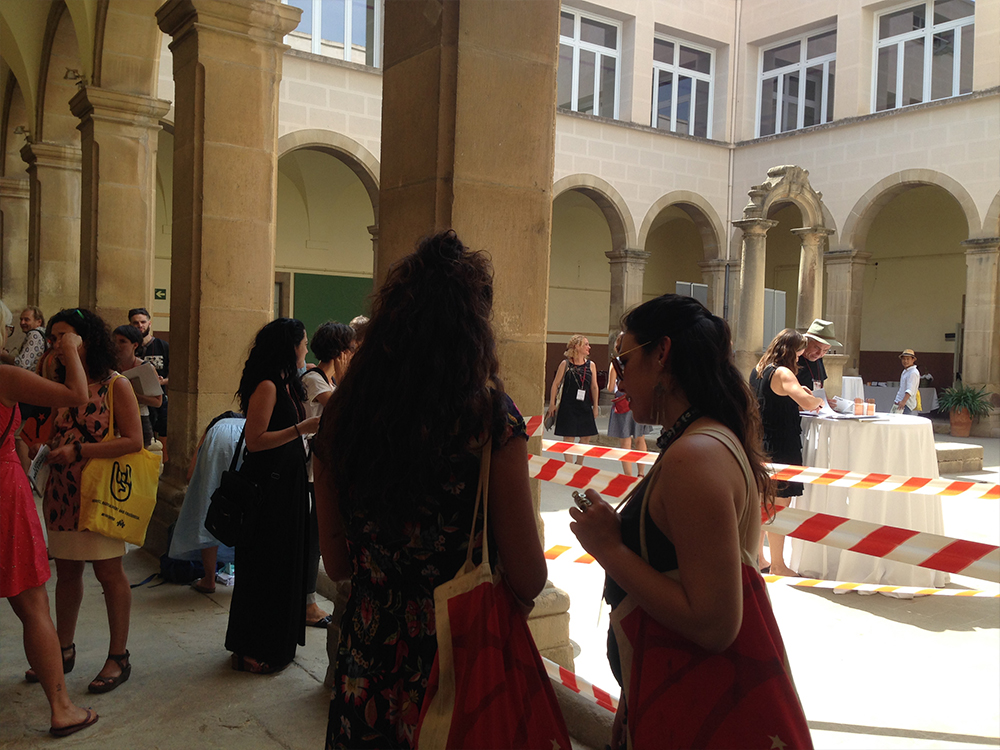 주요 네트워킹 장소 ‘라로티야(La Llotja)’