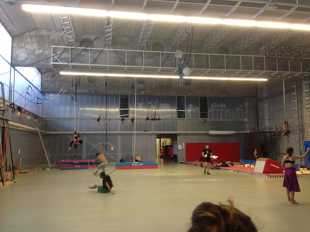 컨테이너 극단의 ‘공공의 요리’