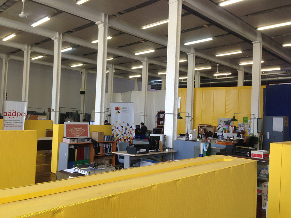 이철성(비주얼씨어터컴퍼니 꽃) 연출의 ’맛사지사’