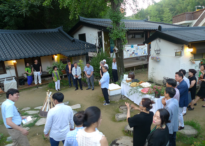 image02